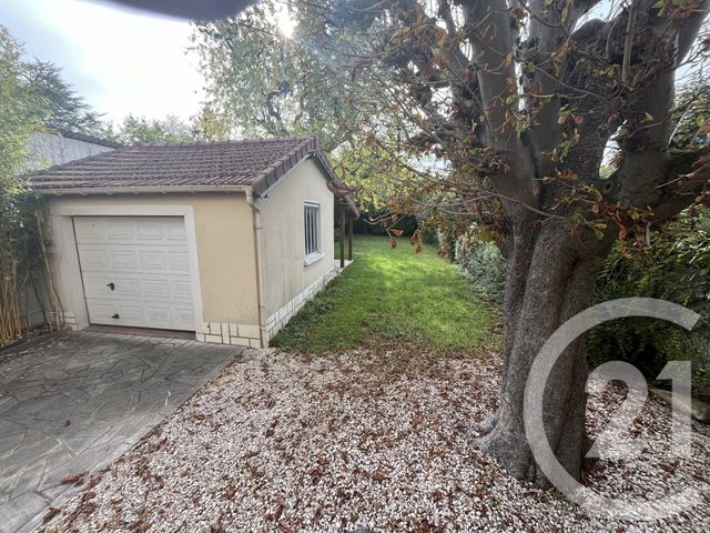 maison à vendre - 8 pièces - 142.0 m2 - ST MAUR DES FOSSES - 94 - ILE-DE-FRANCE - Century 21 La Pie