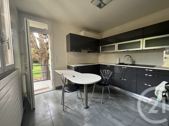 maison à vendre - 8 pièces - 142.0 m2 - ST MAUR DES FOSSES - 94 - ILE-DE-FRANCE - Century 21 La Pie