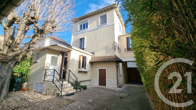 Maison à vendre ST MAUR DES FOSSES