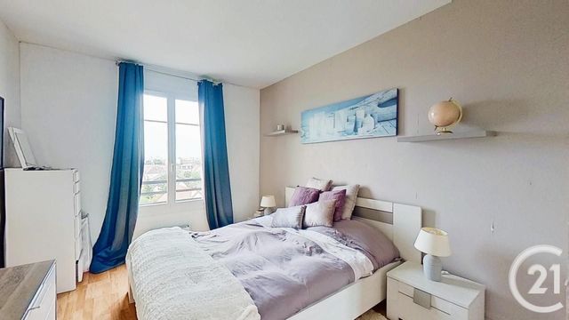 Afficher la photo en grand Appartement F2 à vendre - 2 pièces - 41.74 m2 - ST MAUR DES FOSSES - 94 - ILE-DE-FRANCE - Century 21 La Pie