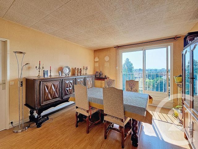 Appartement F3 à vendre - 3 pièces - 55.08 m2 - ST MAUR DES FOSSES - 94 - ILE-DE-FRANCE - Century 21 La Pie