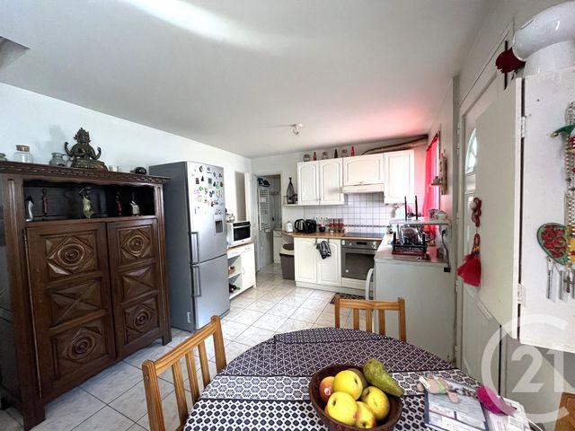 Appartement F4 à vendre - 4 pièces - 49.02 m2 - ST MAUR DES FOSSES - 94 - ILE-DE-FRANCE - Century 21 La Pie