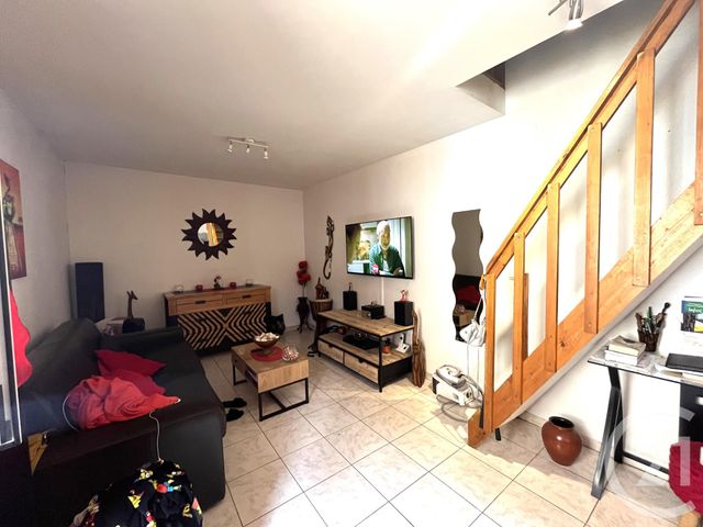 Appartement F4 à vendre - 4 pièces - 49.02 m2 - ST MAUR DES FOSSES - 94 - ILE-DE-FRANCE - Century 21 La Pie