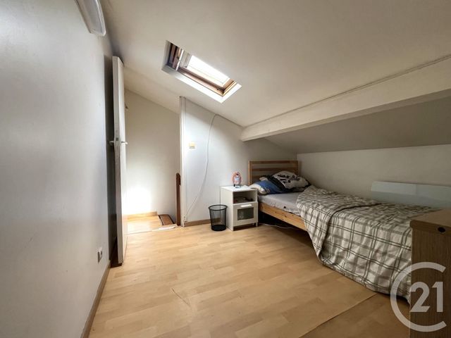 Appartement à vendre - 6 pièces - 77.35 m2 - ST MAUR DES FOSSES - 94 - ILE-DE-FRANCE - Century 21 La Pie