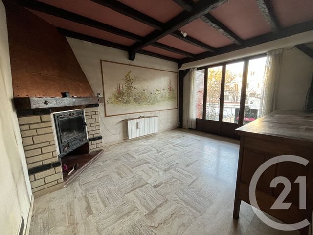 maison à vendre - 6 pièces - 107.0 m2 - ST MAUR DES FOSSES - 94 - ILE-DE-FRANCE - Century 21 La Pie