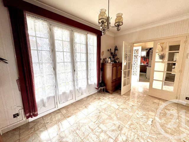 maison à vendre - 6 pièces - 110.25 m2 - ST MAUR DES FOSSES - 94 - ILE-DE-FRANCE - Century 21 La Pie