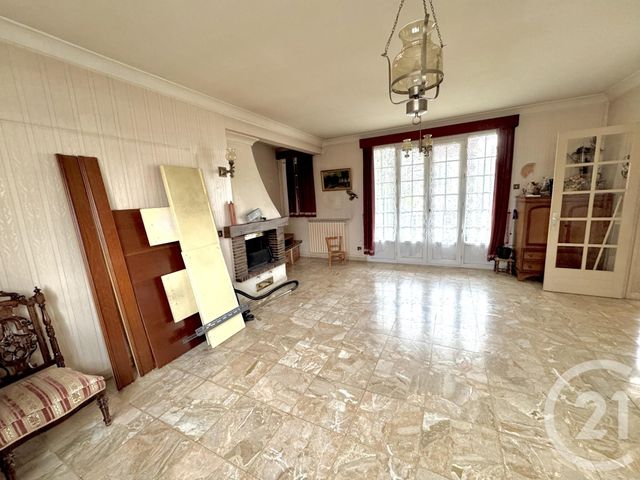 maison à vendre - 6 pièces - 110.25 m2 - ST MAUR DES FOSSES - 94 - ILE-DE-FRANCE - Century 21 La Pie