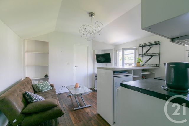 Appartement F2 à vendre - 2 pièces - 28.12 m2 - ST MAUR DES FOSSES - 94 - ILE-DE-FRANCE - Century 21 La Pie