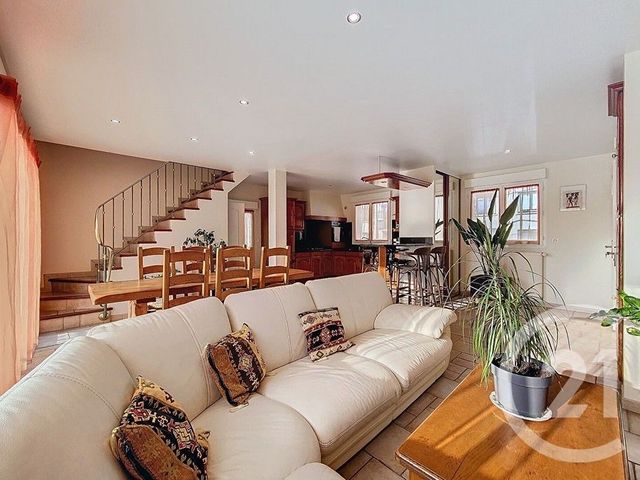 maison à vendre - 5 pièces - 90.78 m2 - ST MAUR DES FOSSES - 94 - ILE-DE-FRANCE - Century 21 La Pie