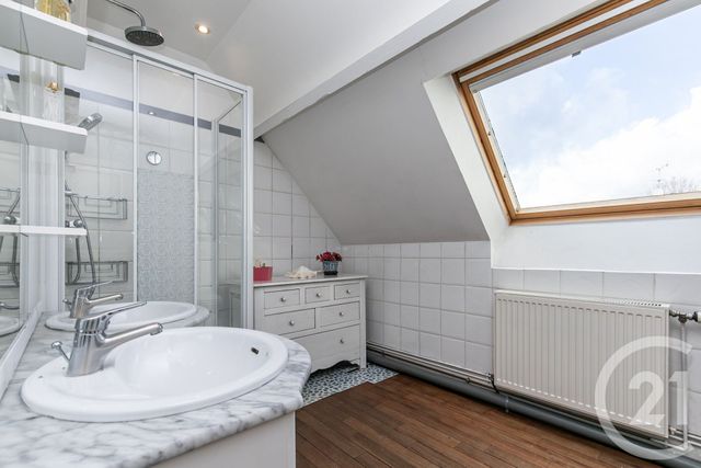 Afficher la photo en grand maison à vendre - 6 pièces - 148.29 m2 - ST MAUR DES FOSSES - 94 - ILE-DE-FRANCE - Century 21 La Pie