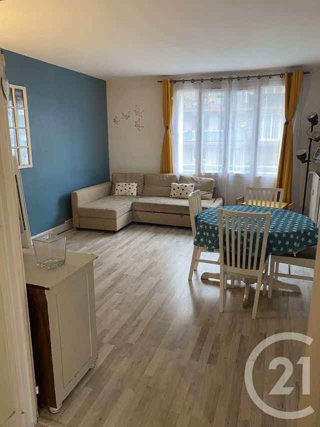 Appartement F3 à vendre - 3 pièces - 63.0 m2 - ST MAUR DES FOSSES - 94 - ILE-DE-FRANCE - Century 21 La Pie