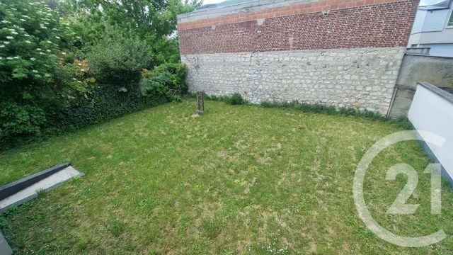 maison à vendre - 6 pièces - 109.9 m2 - ST MAUR DES FOSSES - 94 - ILE-DE-FRANCE - Century 21 La Pie