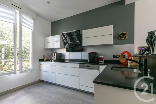 maison à vendre - 5 pièces - 109.21 m2 - ST MAUR DES FOSSES - 94 - ILE-DE-FRANCE - Century 21 La Pie