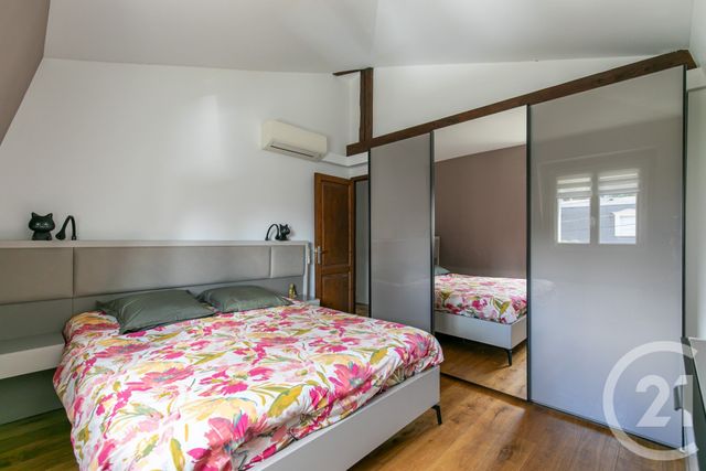 maison à vendre - 5 pièces - 109.21 m2 - ST MAUR DES FOSSES - 94 - ILE-DE-FRANCE - Century 21 La Pie
