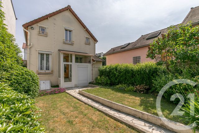 Maison à vendre ST MAUR DES FOSSES