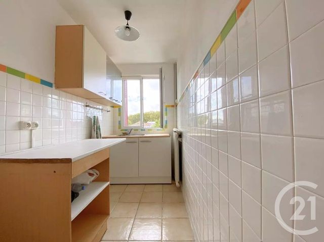 Appartement F1 à vendre - 1 pièce - 27.28 m2 - ST MAUR DES FOSSES - 94 - ILE-DE-FRANCE - Century 21 La Pie