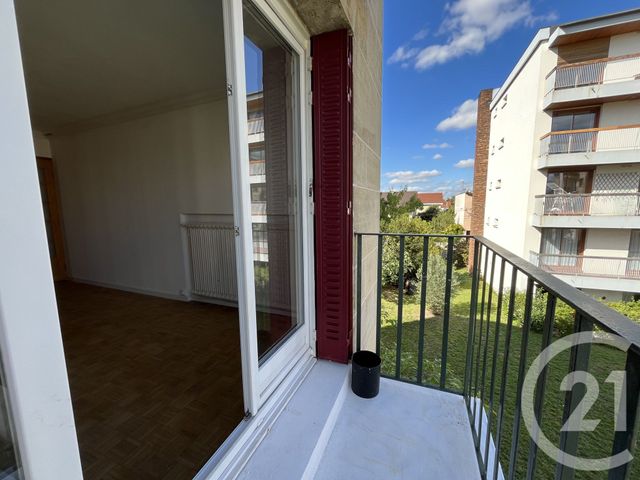 Appartement F1 à vendre - 1 pièce - 27.28 m2 - ST MAUR DES FOSSES - 94 - ILE-DE-FRANCE - Century 21 La Pie
