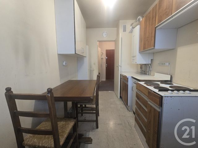 Appartement F2 à vendre - 2 pièces - 44.9 m2 - ST MAUR DES FOSSES - 94 - ILE-DE-FRANCE - Century 21 La Pie
