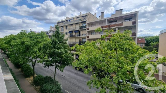 Appartement F2 à louer - 2 pièces - 46.56 m2 - LA VARENNE ST HILAIRE - 94 - ILE-DE-FRANCE - Century 21 La Pie