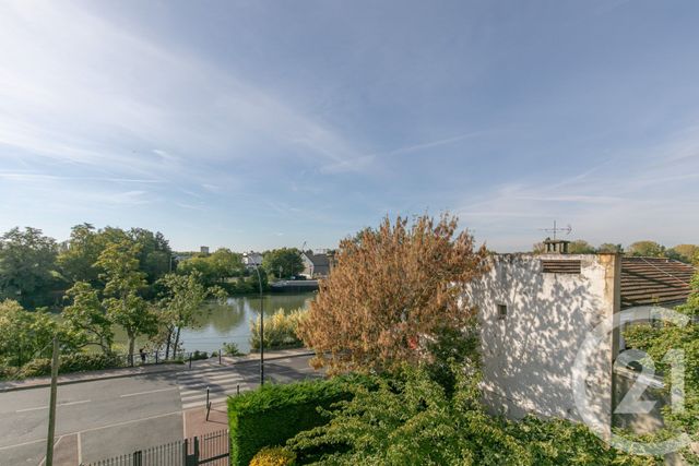 Appartement F3 à vendre - 3 pièces - 56.35 m2 - ST MAUR DES FOSSES - 94 - ILE-DE-FRANCE - Century 21 La Pie