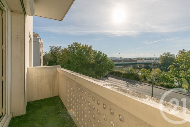 Appartement F3 à vendre - 3 pièces - 56.35 m2 - ST MAUR DES FOSSES - 94 - ILE-DE-FRANCE - Century 21 La Pie