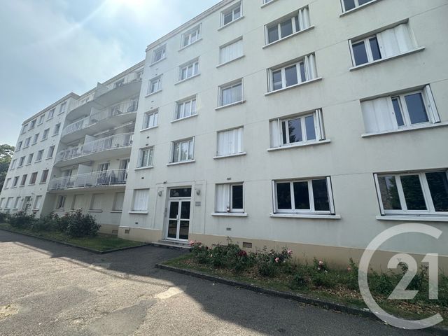 Appartement F2 à vendre - 2 pièces - 44.93 m2 - ST MAUR DES FOSSES - 94 - ILE-DE-FRANCE - Century 21 La Pie