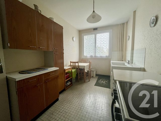 Appartement F2 à vendre - 2 pièces - 44.93 m2 - ST MAUR DES FOSSES - 94 - ILE-DE-FRANCE - Century 21 La Pie