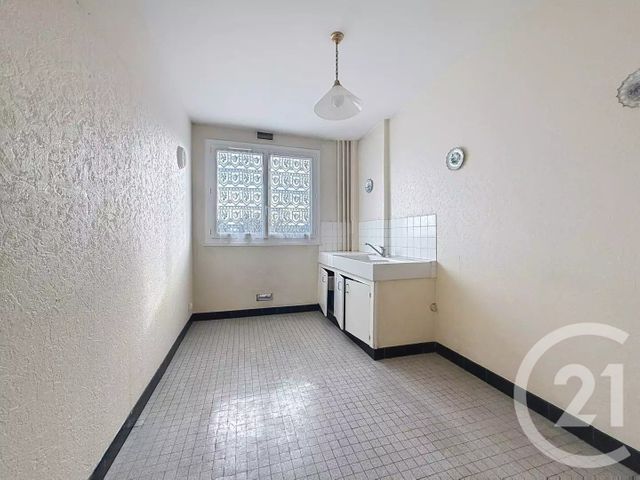 Appartement F2 à vendre - 2 pièces - 44.93 m2 - ST MAUR DES FOSSES - 94 - ILE-DE-FRANCE - Century 21 La Pie