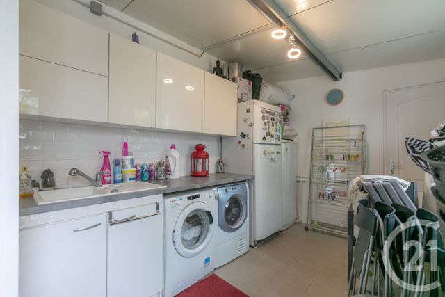 maison à vendre - 6 pièces - 118.07 m2 - ST MAUR DES FOSSES - 94 - ILE-DE-FRANCE - Century 21 La Pie