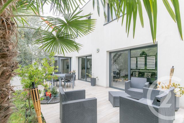 maison à vendre - 6 pièces - 118.07 m2 - ST MAUR DES FOSSES - 94 - ILE-DE-FRANCE - Century 21 La Pie