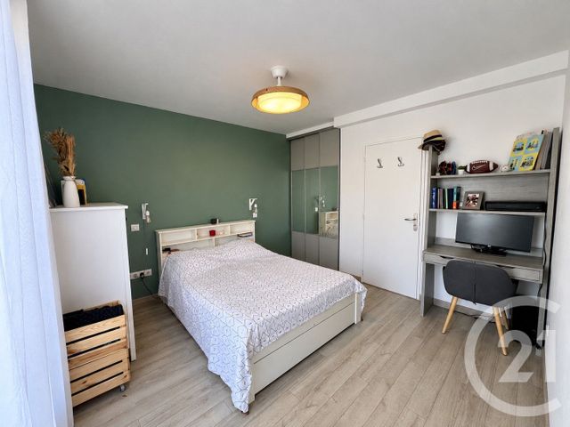 Appartement F3 à vendre - 3 pièces - 69.53 m2 - ST MAUR DES FOSSES - 94 - ILE-DE-FRANCE - Century 21 La Pie