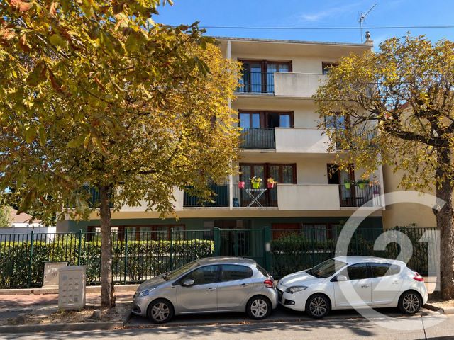 Appartement F3 à vendre - 3 pièces - 69.53 m2 - ST MAUR DES FOSSES - 94 - ILE-DE-FRANCE - Century 21 La Pie