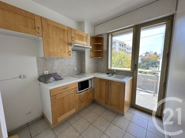Appartement F1 à vendre - 1 pièce - 25.85 m2 - ST MAUR DES FOSSES - 94 - ILE-DE-FRANCE - Century 21 La Pie