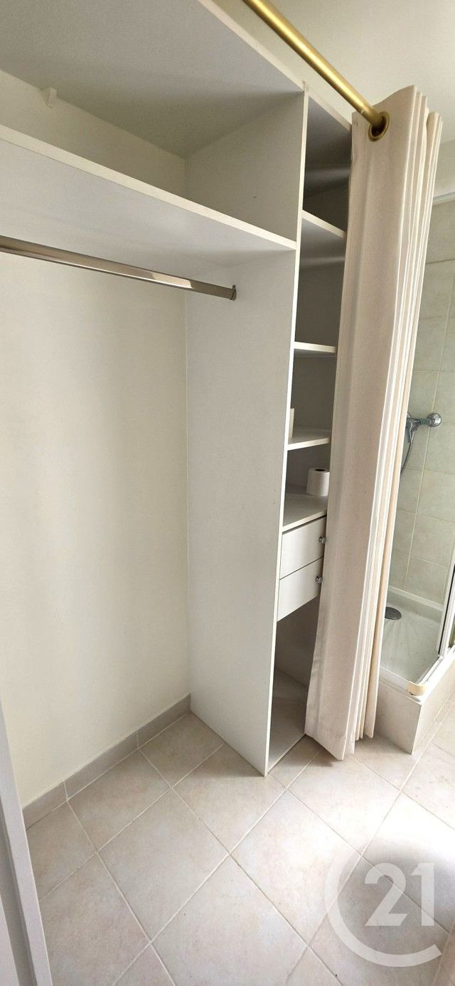 Appartement F1 à vendre - 1 pièce - 25.85 m2 - ST MAUR DES FOSSES - 94 - ILE-DE-FRANCE - Century 21 La Pie