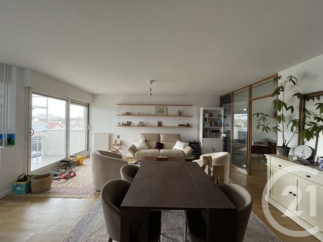 Appartement F4 à louer - 4 pièces - 85.51 m2 - ST MAUR DES FOSSES - 94 - ILE-DE-FRANCE - Century 21 La Pie