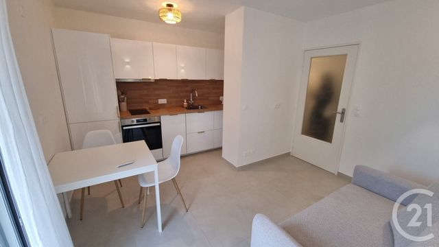 Appartement F2 à louer - 2 pièces - 30.0 m2 - ST MAUR DES FOSSES - 94 - ILE-DE-FRANCE - Century 21 La Pie