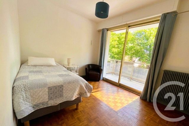 Appartement F3 à vendre - 3 pièces - 58.78 m2 - LA VARENNE ST HILAIRE - 94 - ILE-DE-FRANCE - Century 21 La Pie