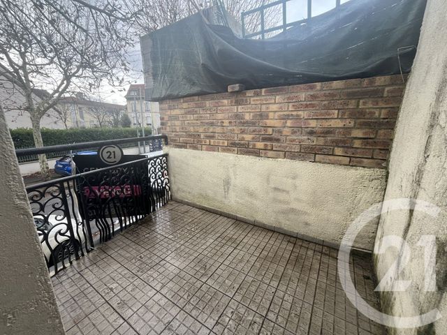 Immeuble à vendre ST MAUR DES FOSSES