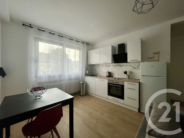 Appartement F2 à louer - 2 pièces - 34.7 m2 - ST MAUR DES FOSSES - 94 - ILE-DE-FRANCE - Century 21 La Pie