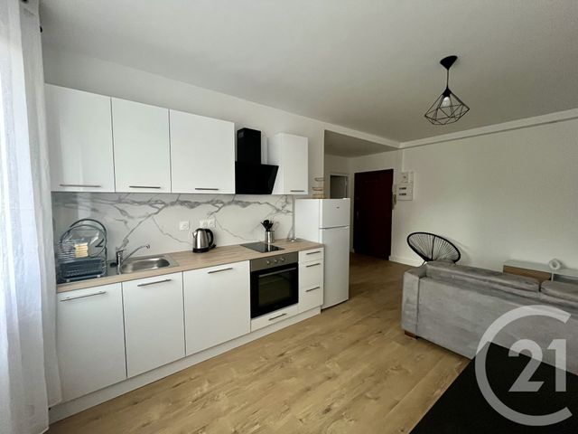 Appartement F2 à louer - 2 pièces - 34.7 m2 - ST MAUR DES FOSSES - 94 - ILE-DE-FRANCE - Century 21 La Pie