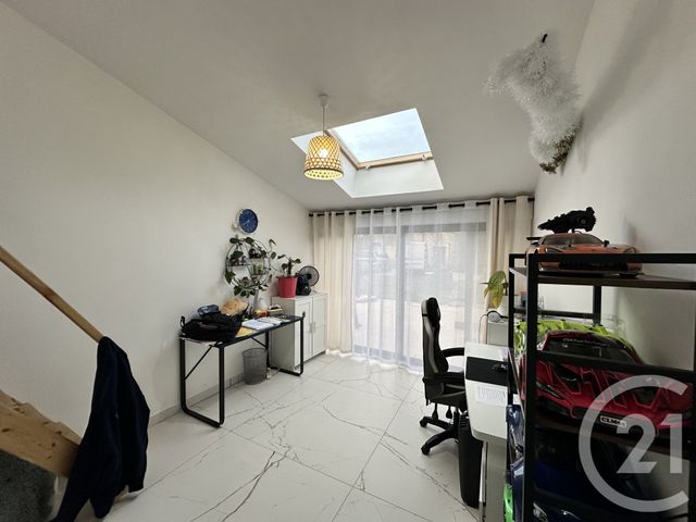 maison à vendre - 5 pièces - 120.0 m2 - LA VARENNE ST HILAIRE - 94 - ILE-DE-FRANCE - Century 21 La Pie