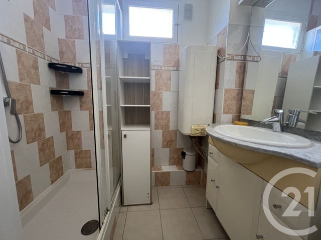 Appartement F1 à louer - 1 pièce - 27.34 m2 - ST MAUR DES FOSSES - 94 - ILE-DE-FRANCE - Century 21 La Pie