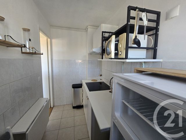 Appartement F1 à louer - 1 pièce - 27.34 m2 - ST MAUR DES FOSSES - 94 - ILE-DE-FRANCE - Century 21 La Pie