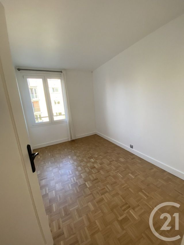 Appartement F4 à louer - 4 pièces - 71.08 m2 - ST MAUR DES FOSSES - 94 - ILE-DE-FRANCE - Century 21 La Pie