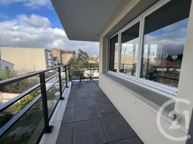 Appartement F3 à louer - 3 pièces - 65.41 m2 - ST MAUR DES FOSSES - 94 - ILE-DE-FRANCE - Century 21 La Pie