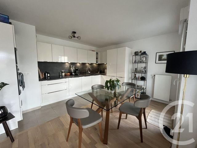 Appartement F3 à louer - 3 pièces - 65.41 m2 - ST MAUR DES FOSSES - 94 - ILE-DE-FRANCE - Century 21 La Pie