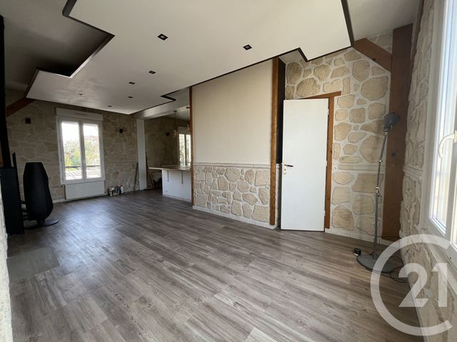 Appartement F3 à louer - 3 pièces - 60.1 m2 - ST MAUR DES FOSSES - 94 - ILE-DE-FRANCE - Century 21 La Pie