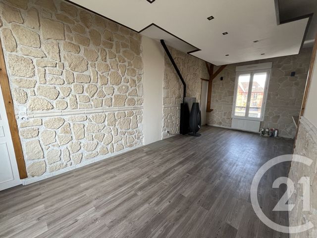 Appartement F3 à louer - 3 pièces - 60.1 m2 - ST MAUR DES FOSSES - 94 - ILE-DE-FRANCE - Century 21 La Pie
