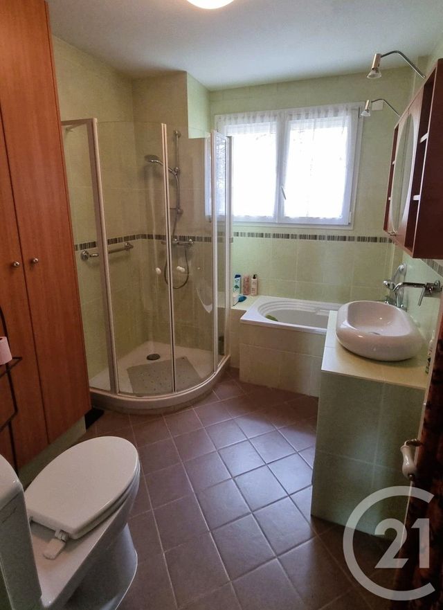 Appartement F5 à vendre - 5 pièces - 87.04 m2 - ST MAUR DES FOSSES - 94 - ILE-DE-FRANCE - Century 21 La Pie