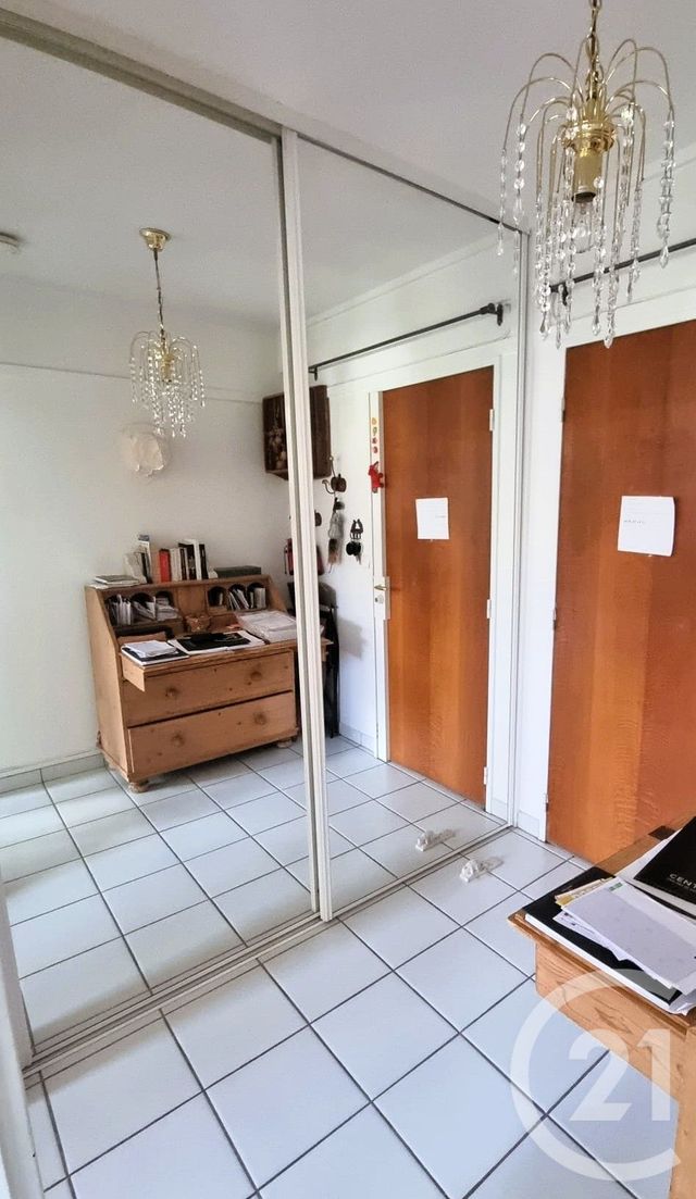 Appartement F5 à vendre - 5 pièces - 87.04 m2 - ST MAUR DES FOSSES - 94 - ILE-DE-FRANCE - Century 21 La Pie
